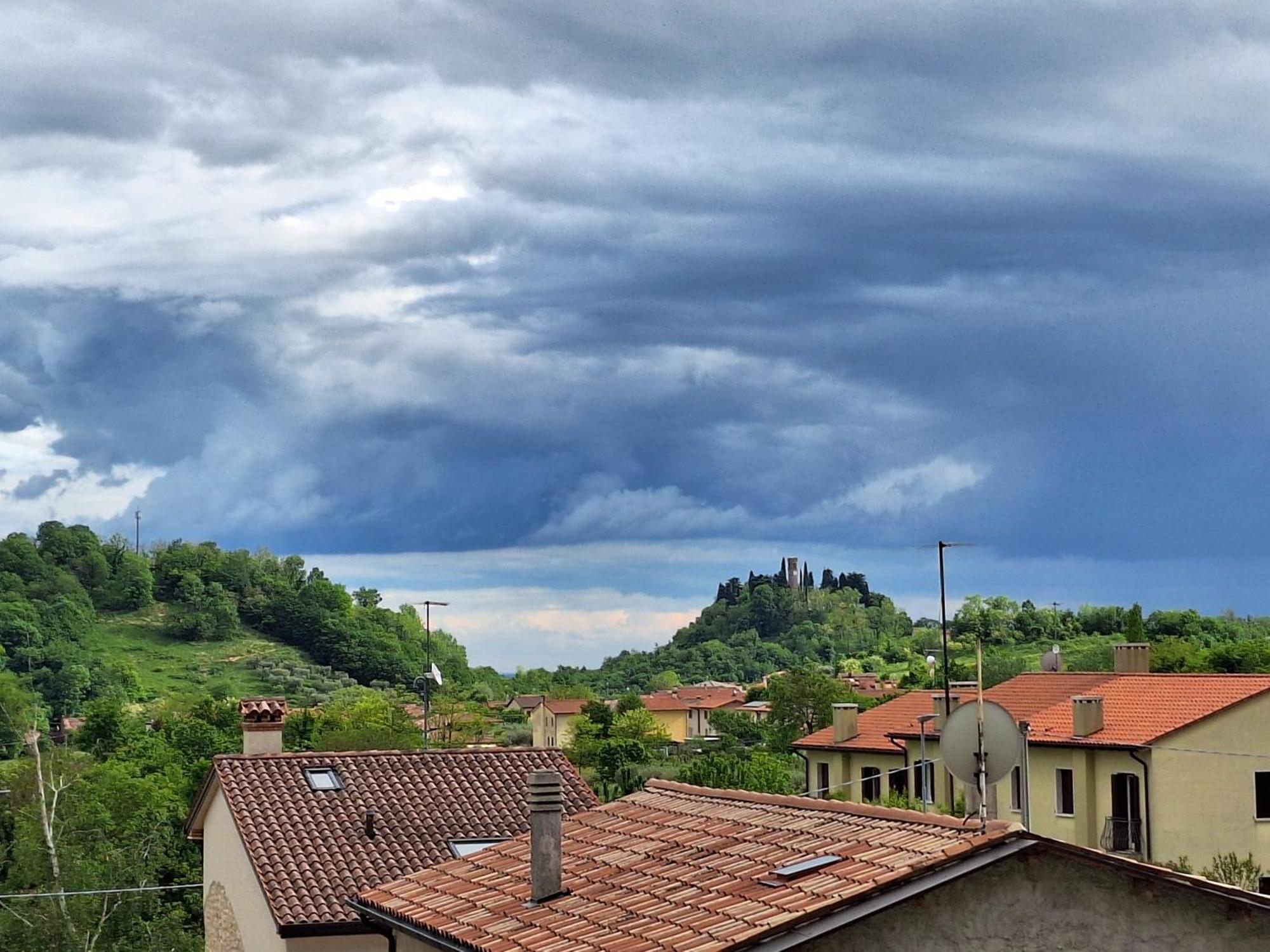 Appartamento Casa Paola Borso del Grappa Esterno foto
